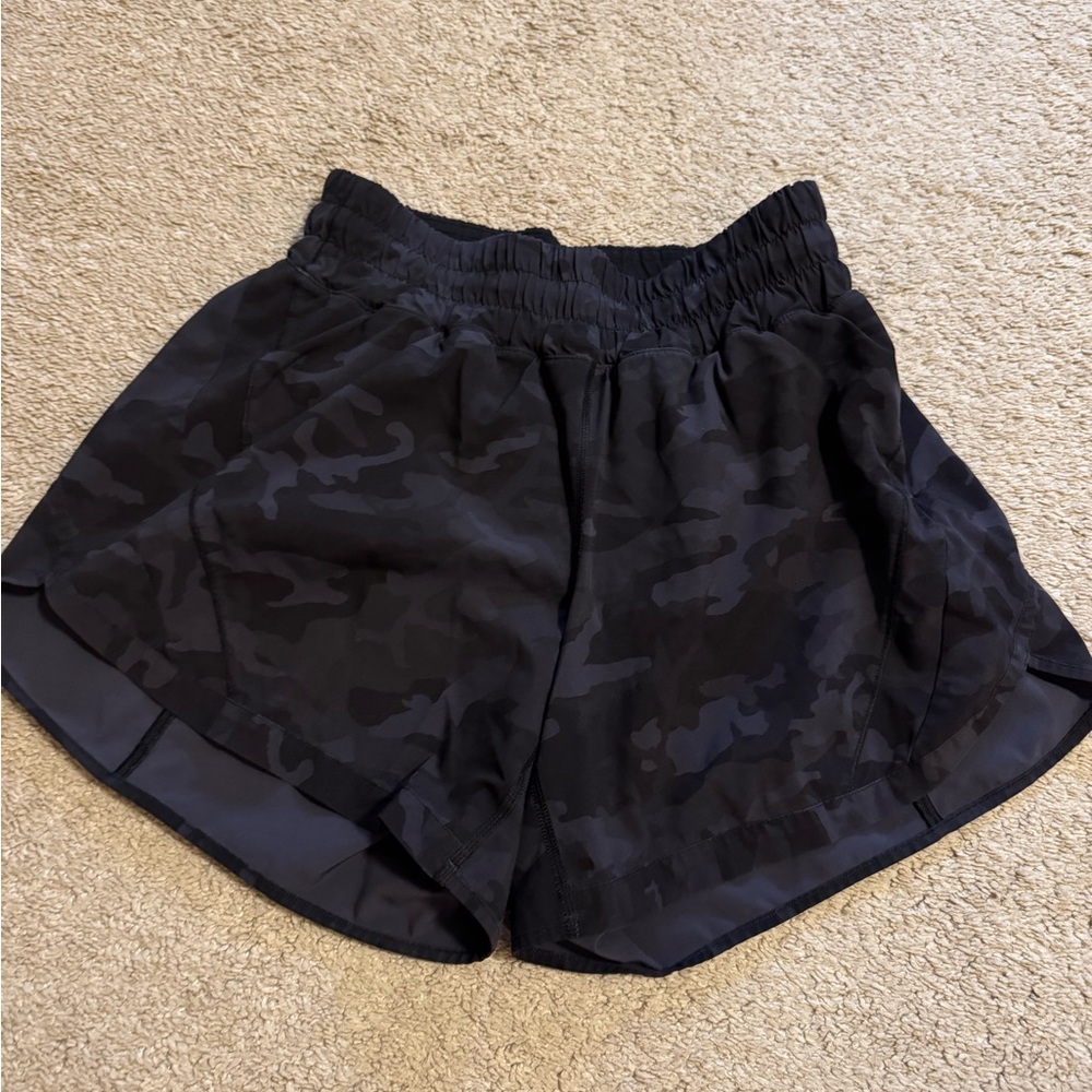 lululemon athletica Women's Black Camo Running Shorts - Track That Size 6
